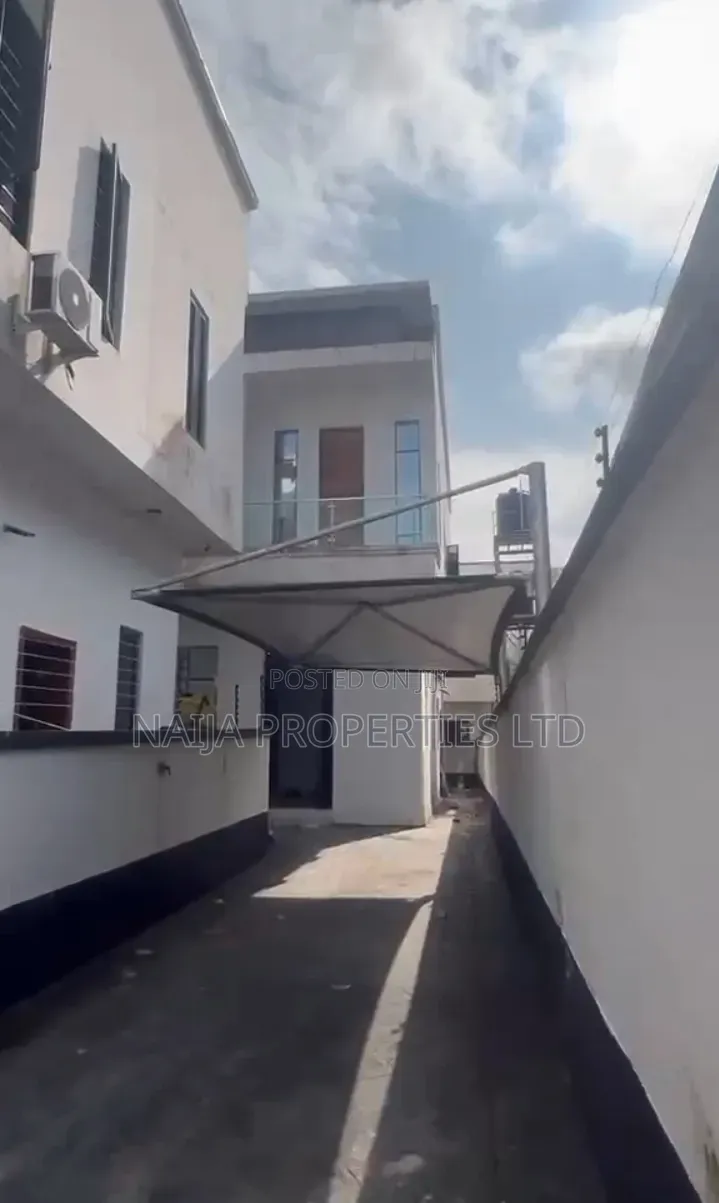 4bdrm Duplex in Oakland Garden, Sangotedo for rent in Sangotedo