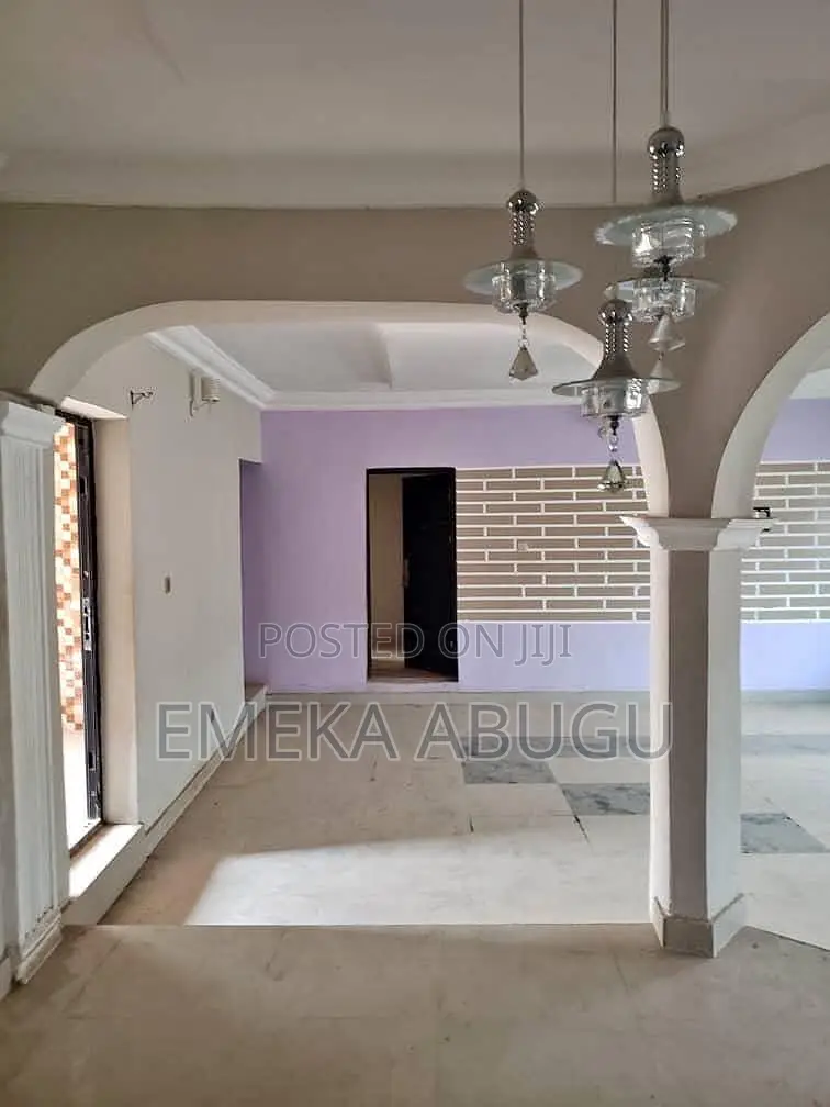 3bdrm Bungalow in Iwo Road for sale in Iwo Road