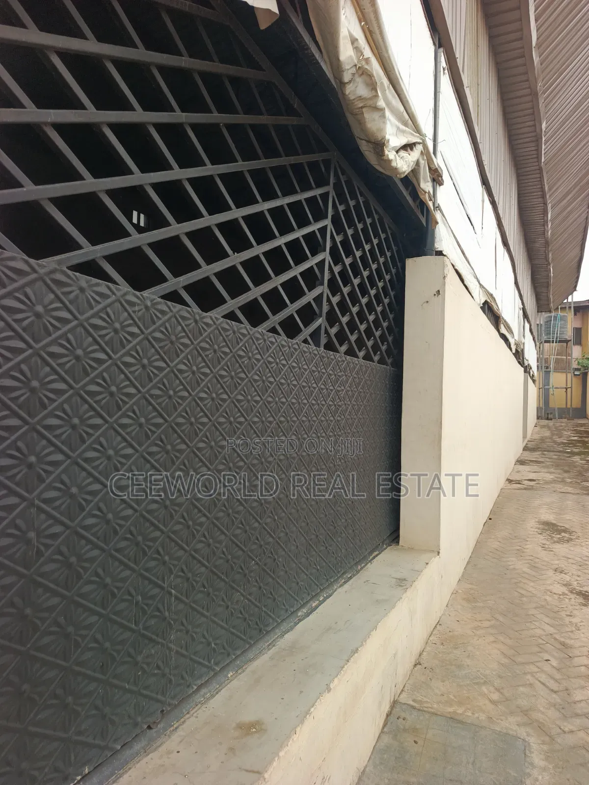Mini Warehouse With Office on a Main Road at Benjamin Eleyele BAND A in Eleyele