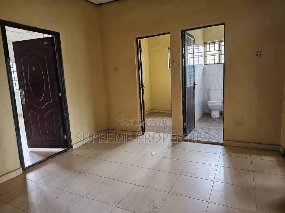 3bdrm Block of Flats in New Bodija, Ibadan for rent in Ibadan