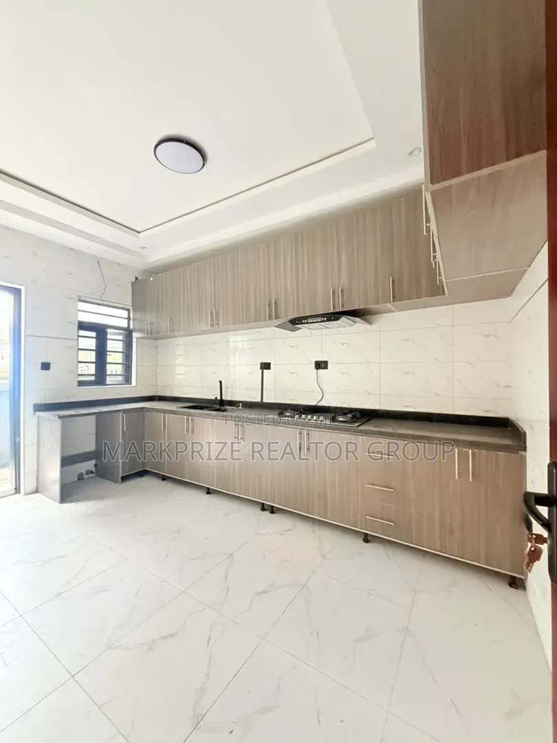 4bdrm Duplex in Ago Palace Lagos for sale in Ago Palace
