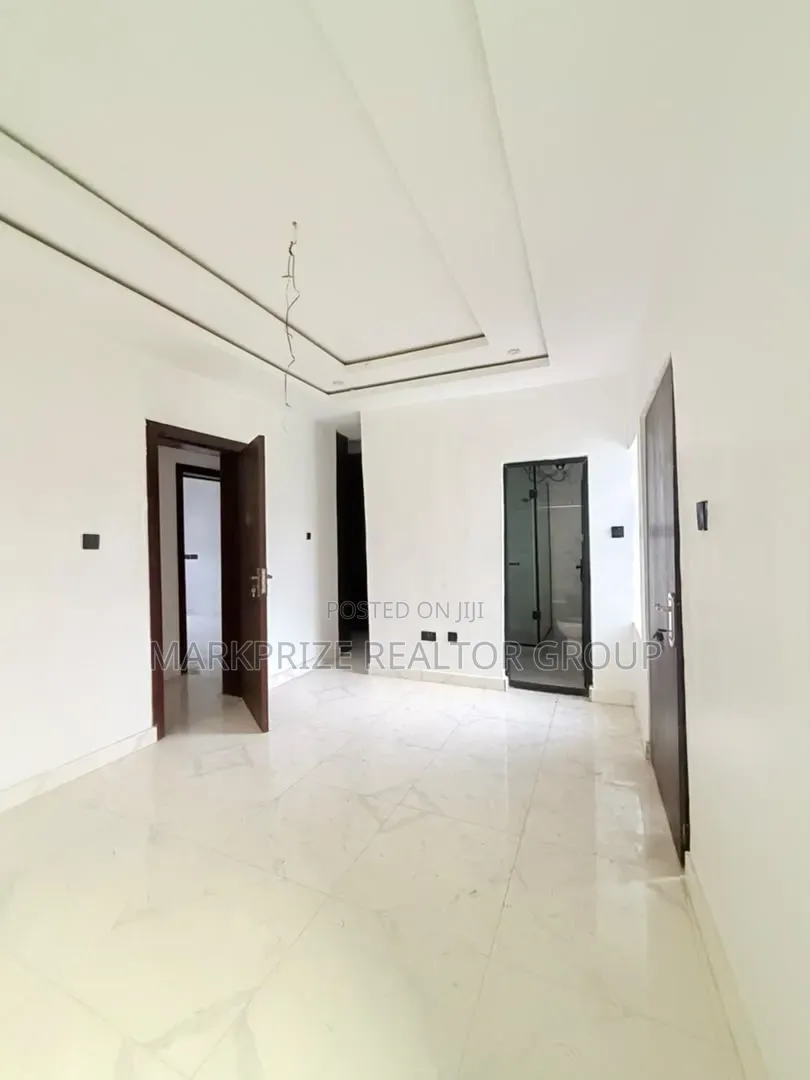 4bdrm Duplex in Ago Palace Lagos for sale in Ago Palace