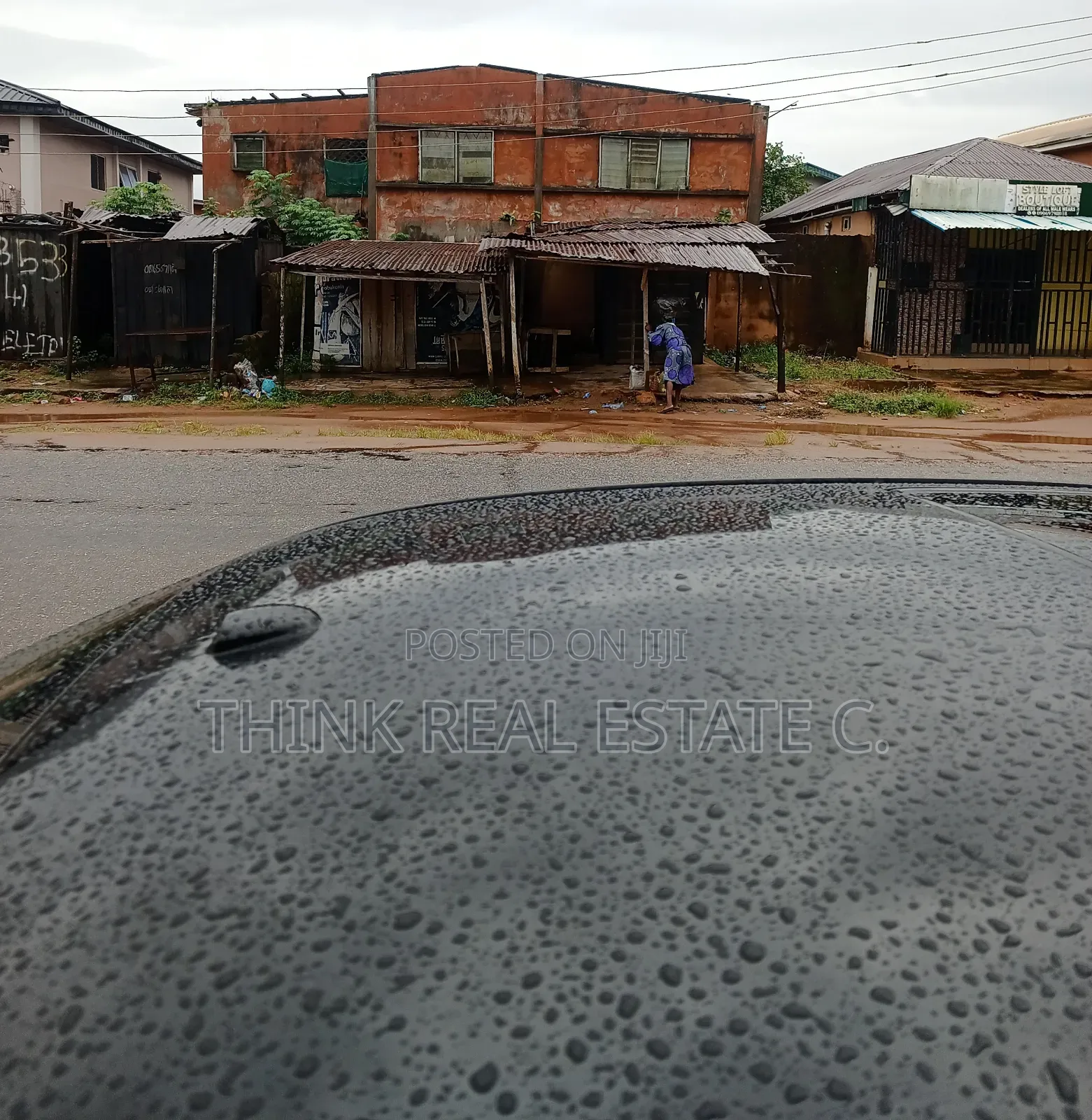 2bdrm Block of Flats in Ugbowor, Benin City for sale in Benin City