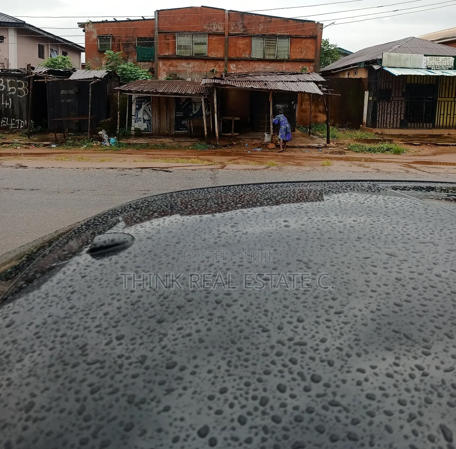 2bdrm Block of Flats in Ugbowor, Benin City for sale in Benin City
