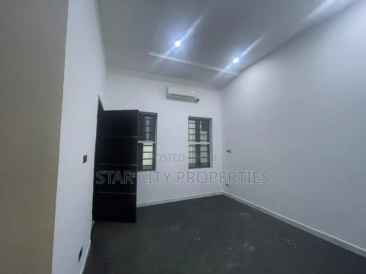 5bdrm Duplex in Tulip Heaven Chevron for rent in Chevron