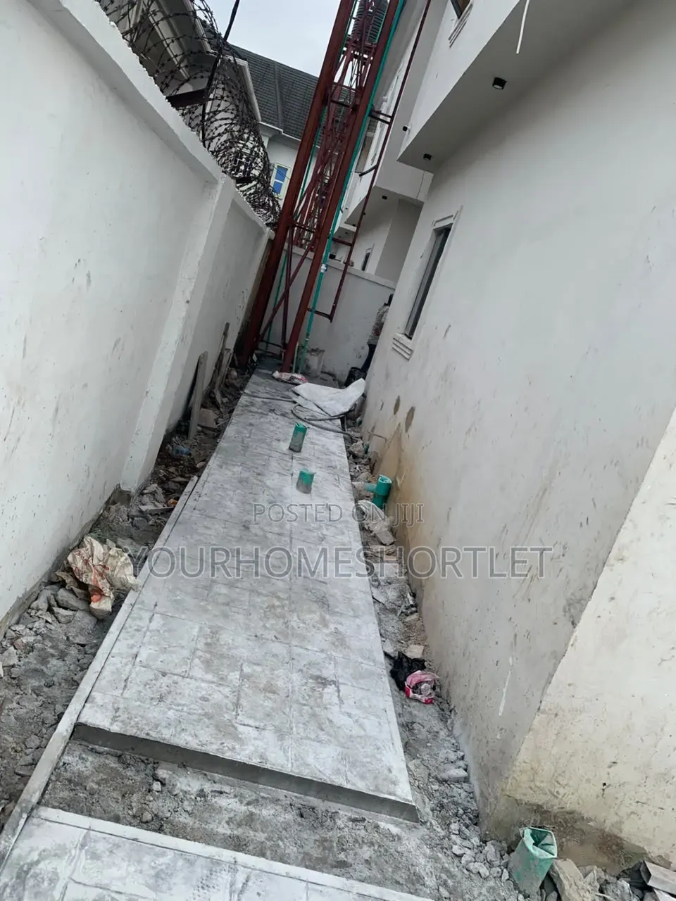 Brand New 4 Bedroom Self Compound in Atunrase Medina