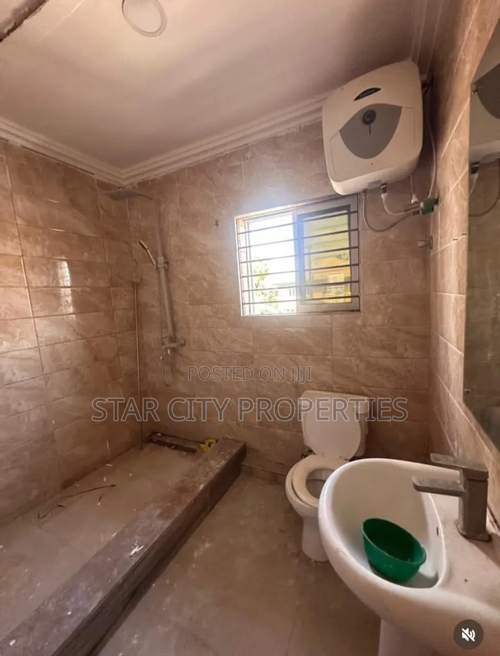 3bdrm Townhouse / Terrace in Lekki Phase 1 for rent in Lekki Phase 1