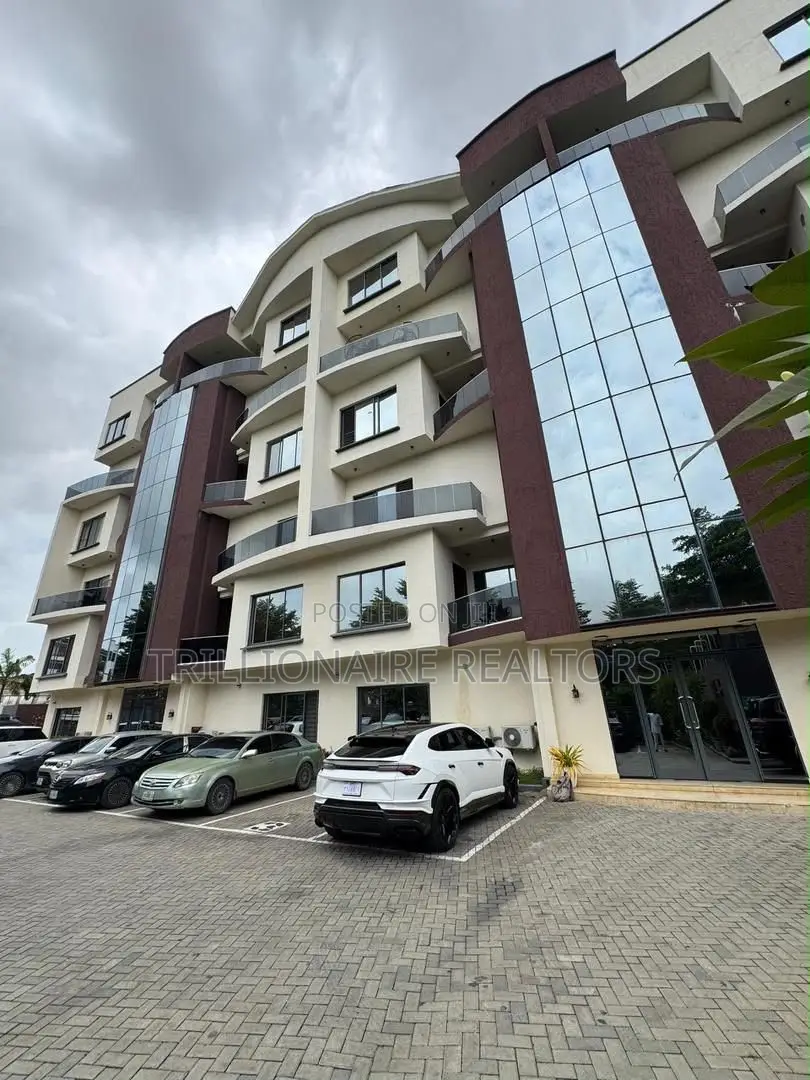 4bdrm Maisonette in Ikoyi Banana Island for rent in Banana Island