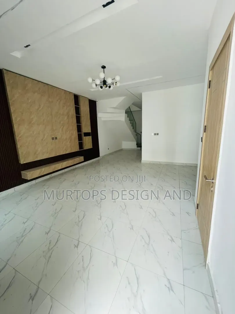 4bdrm Duplex in Lekki Phase 2 for rent in Lekki Phase 2