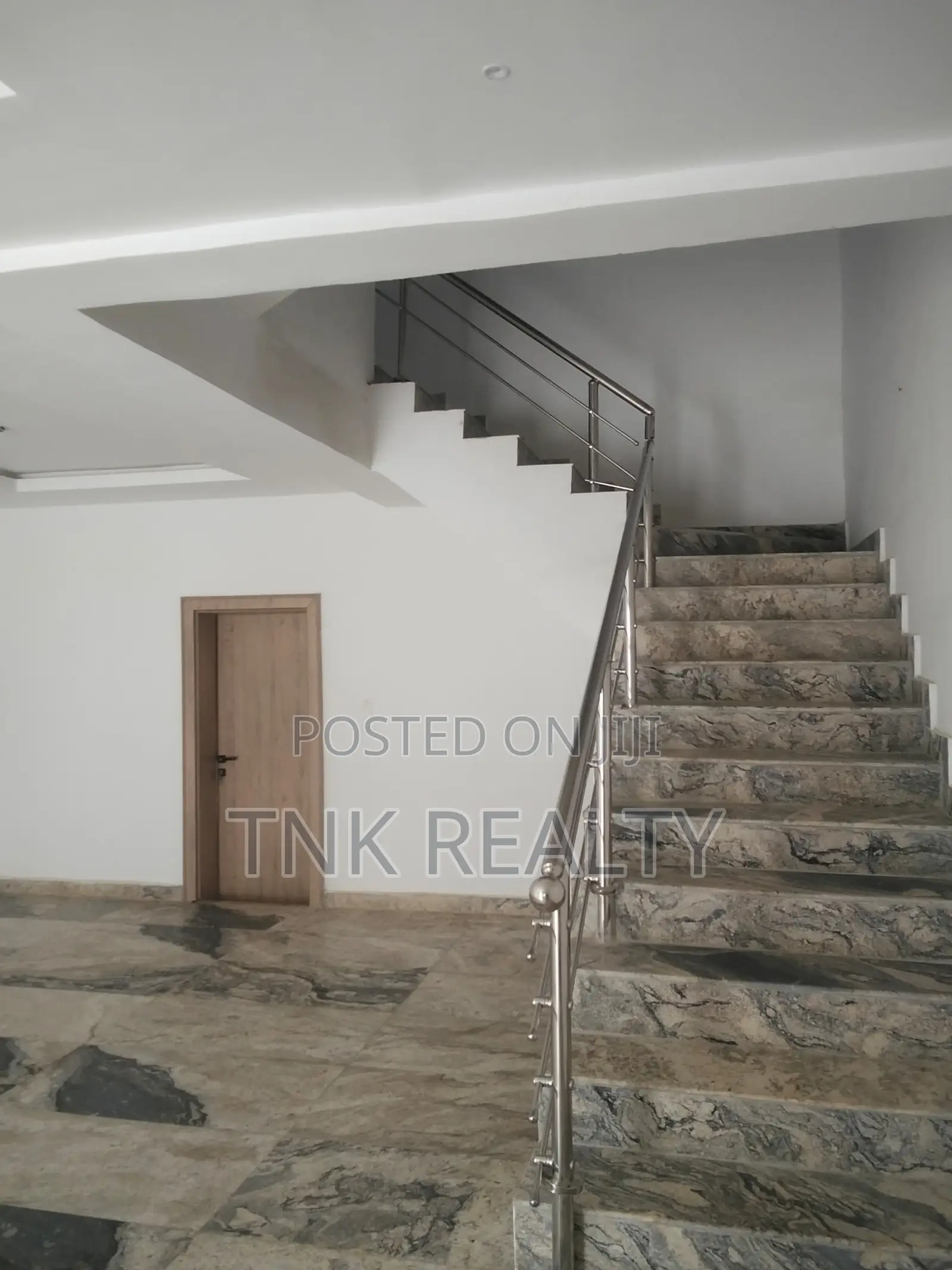 Furnished 4bdrm Townhouse / Terrace in Mabushi for rent in Mabushi