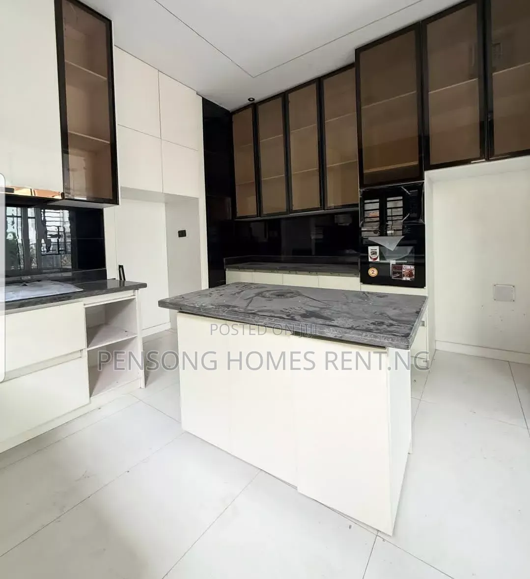 4bdrm Duplex in Ikota Gra for rent in Ikota