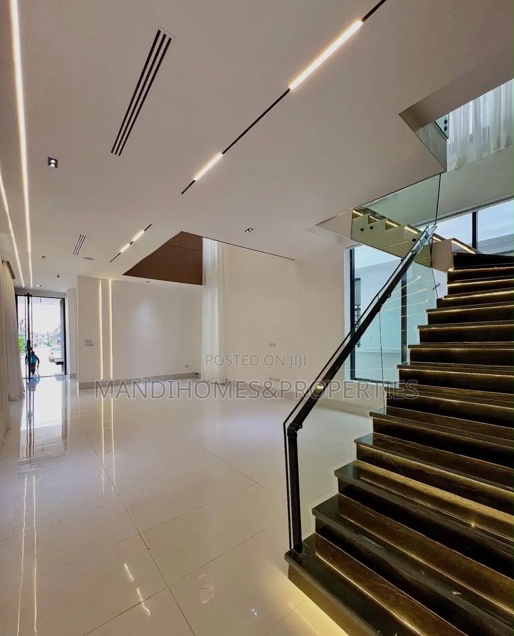 5bdrm Duplex in Lekki for sale in Lekki