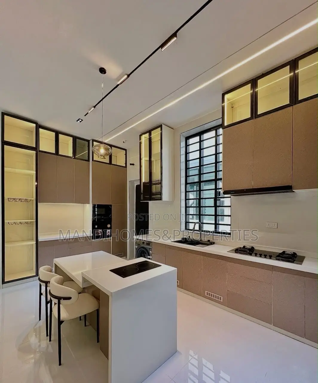 5bdrm Duplex in Lekki for sale in Lekki