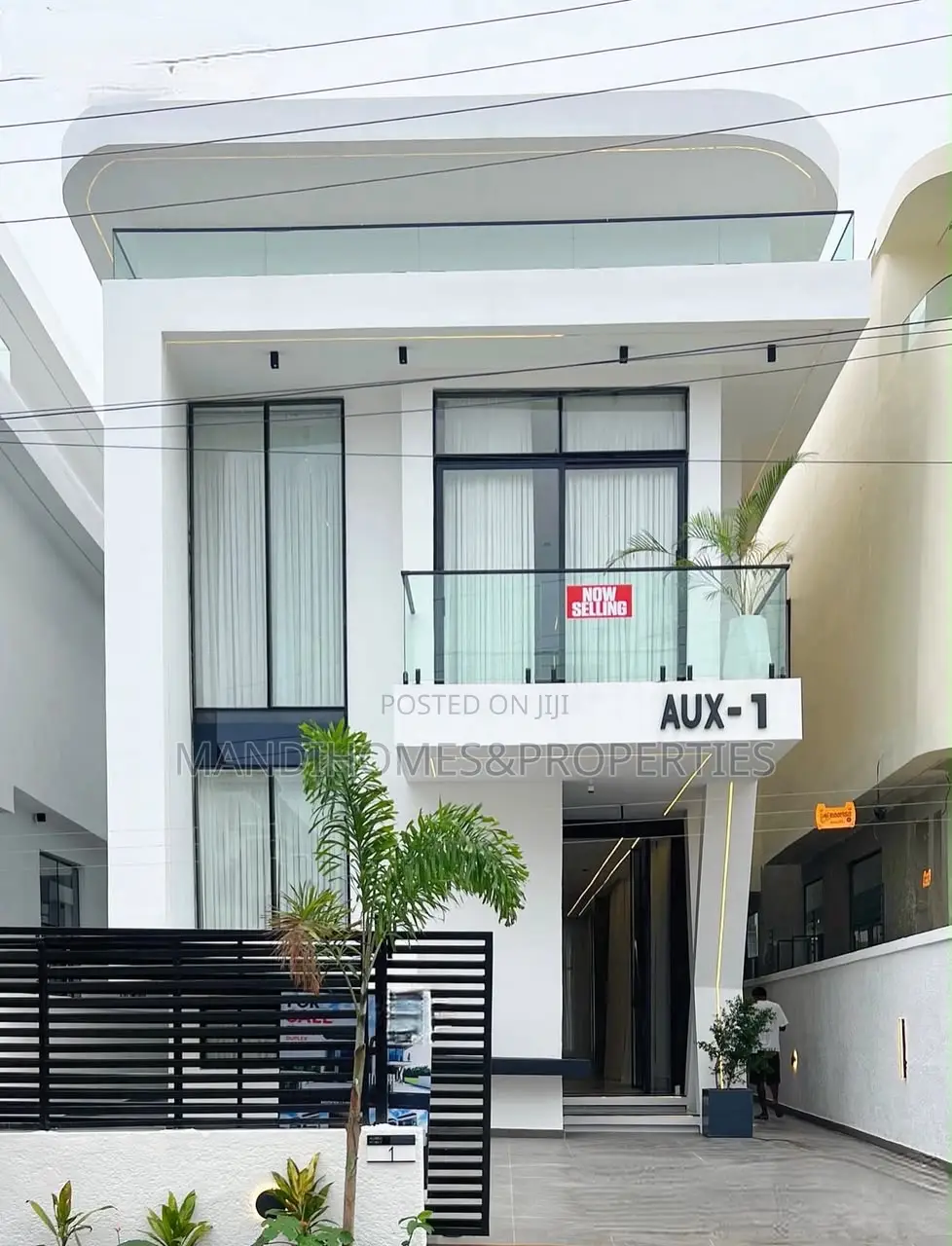 5bdrm Duplex in Lekki for sale in Lekki