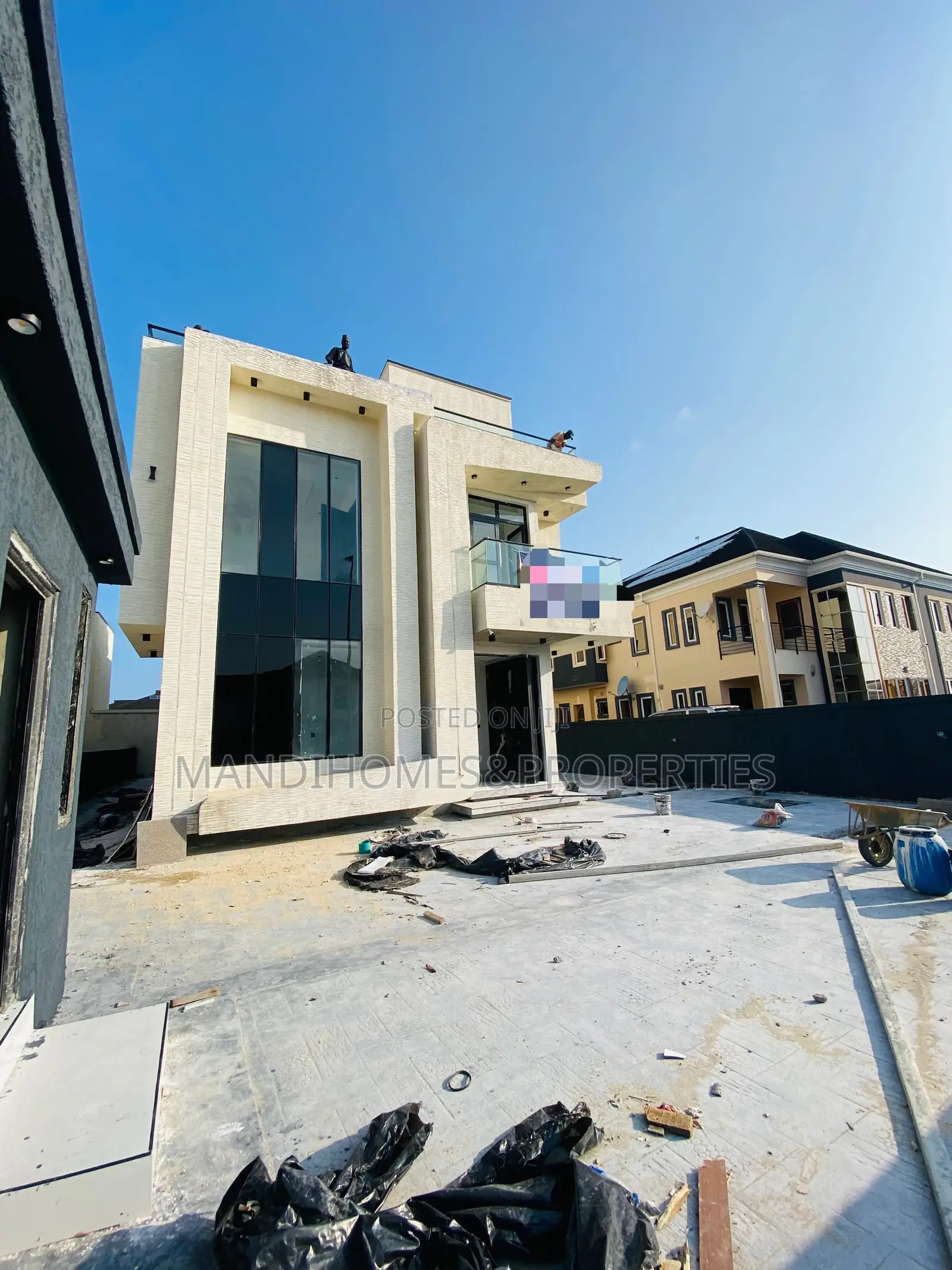 5bdrm Duplex in Royal Garden, Ajah for sale in Ajah