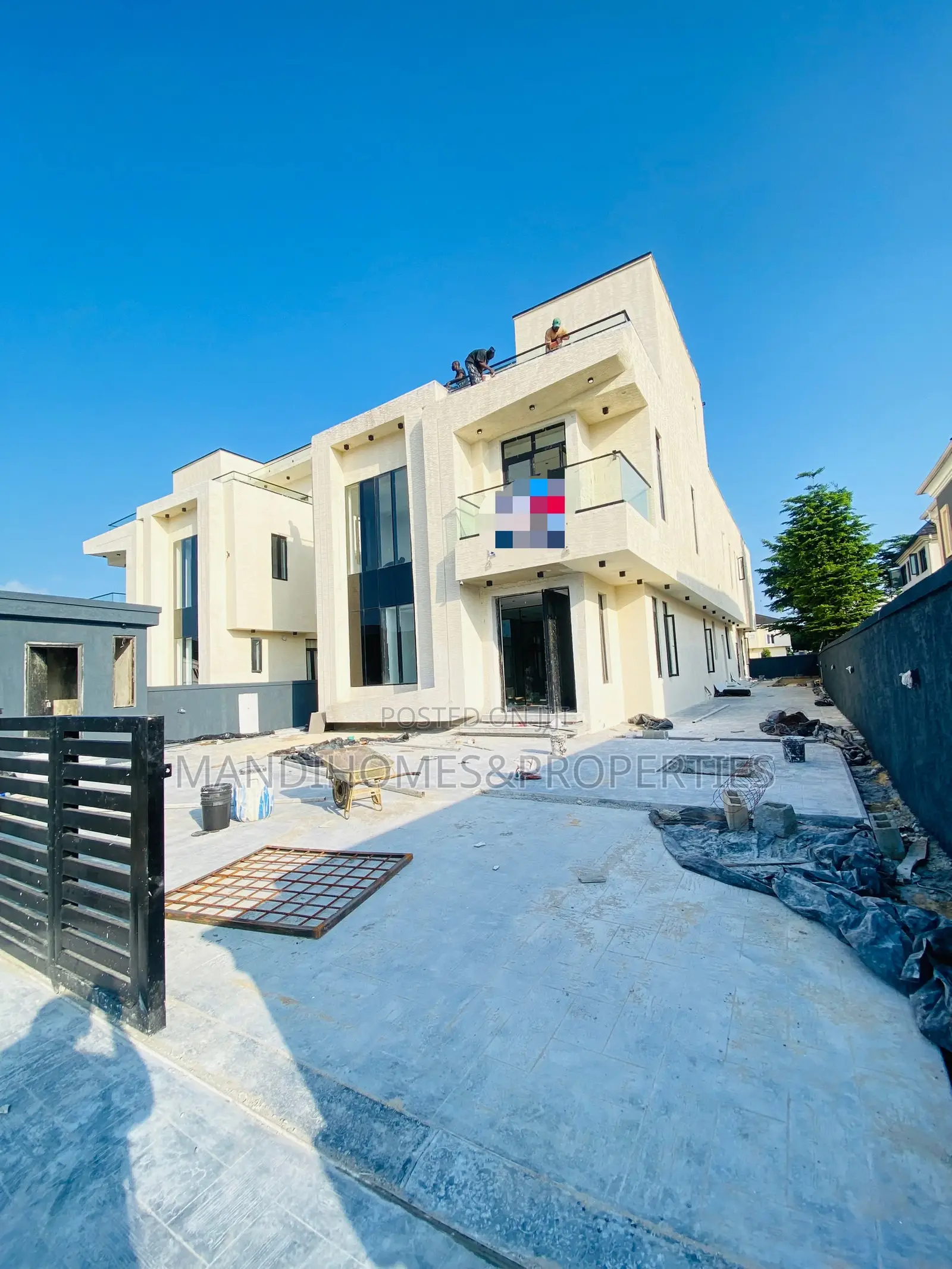 5bdrm Duplex in Royal Garden, Ajah for sale in Ajah