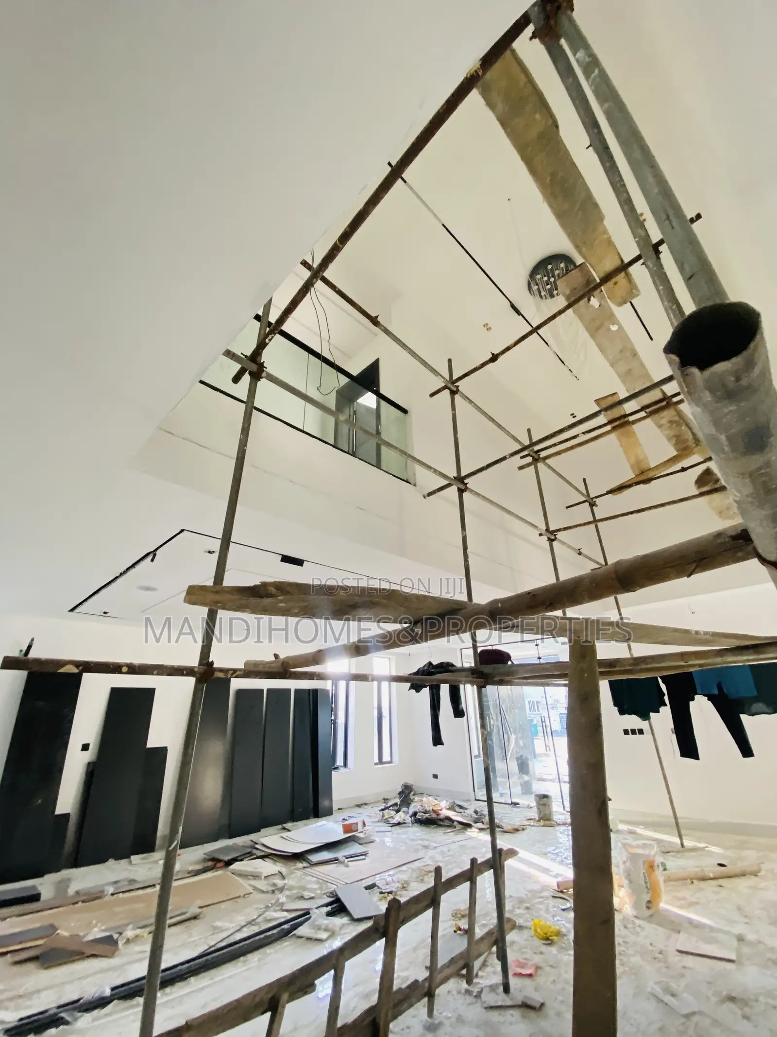 5bdrm Duplex in Royal Garden, Ajah for sale in Ajah