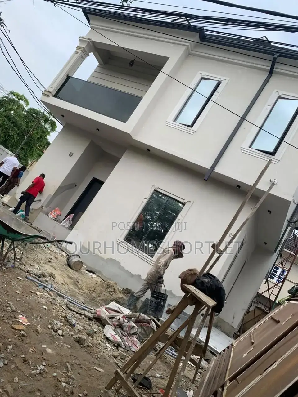 Brand New 4 Bedroom Self Compound in Atunrase Medina