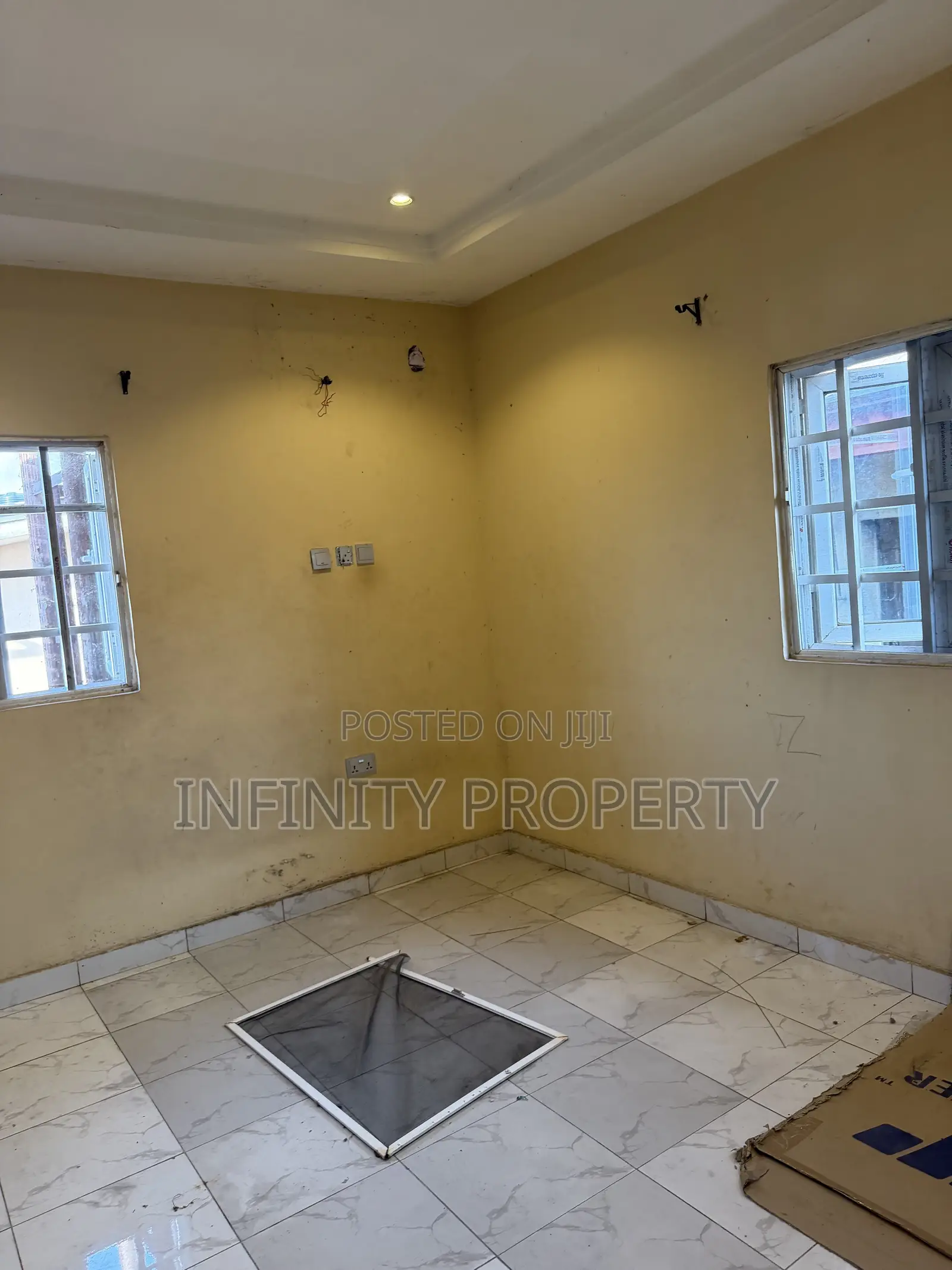 3bdrm Block of Flats in P. Z., Benin City for sale in Benin City