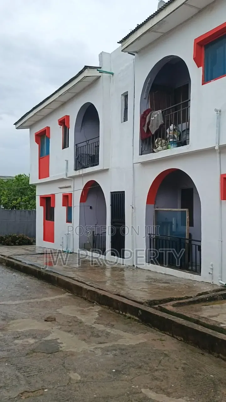 20bdrm Block of Flats in Igando / Ikotun/Igando for sale in Igando / Ikotun/Igando