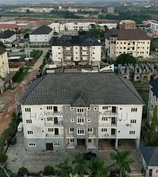 Functional 26-Room 3-Star Hotel in Kaura District in Kaura