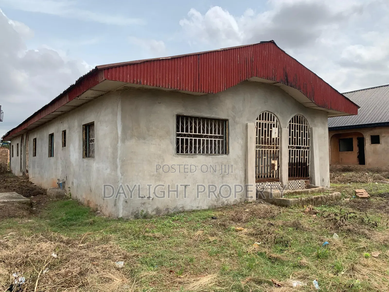 3bdrm Block of Flats in 2 Flats, Benin City for sale in Benin City