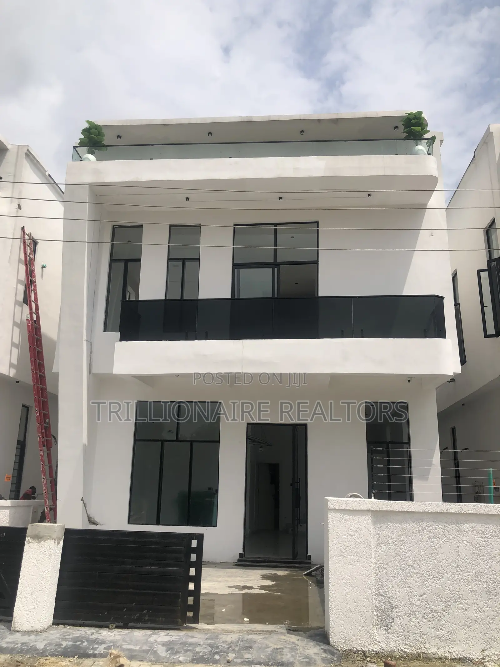 4bdrm Duplex in Sangotedo for sale in Sangotedo