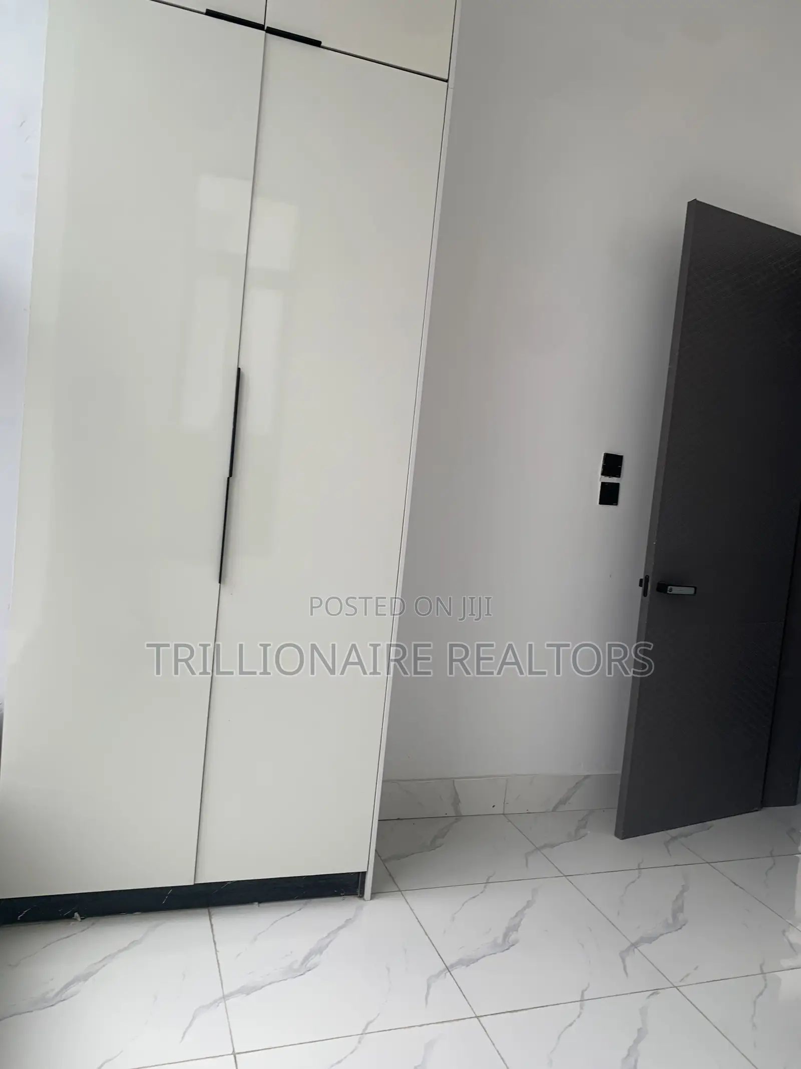 5bdrm Duplex in Behind Blenco, Sangotedo for sale in Sangotedo