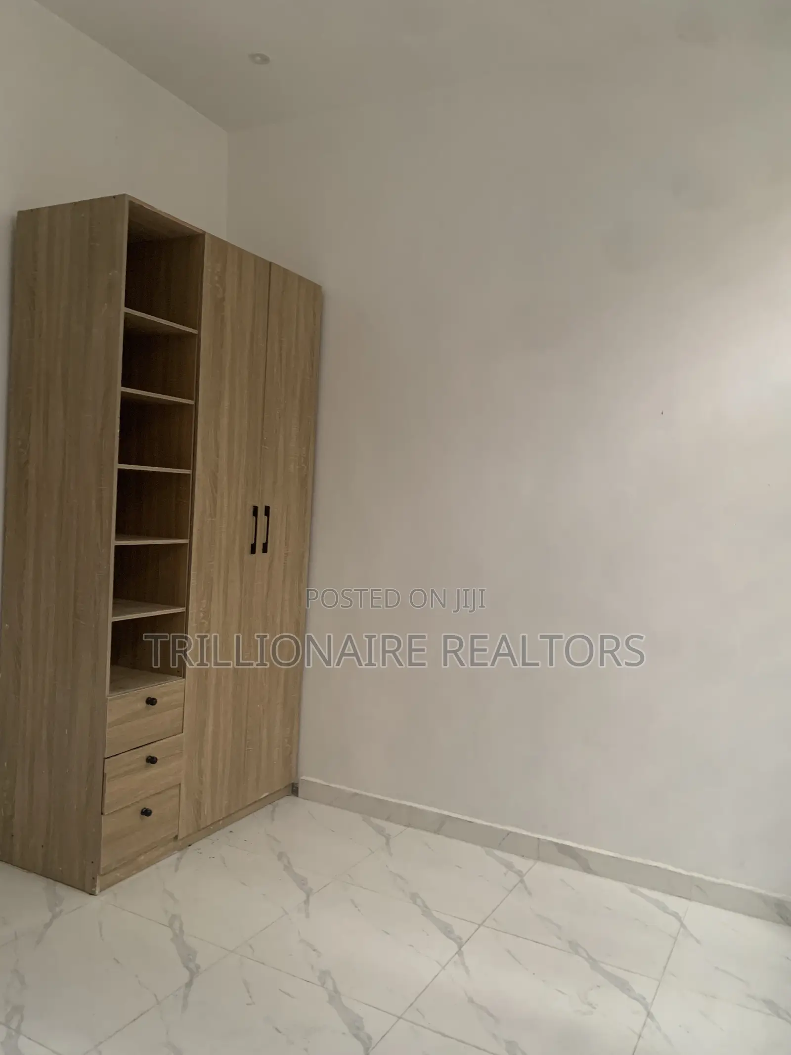 4bdrm Duplex in Behind Blenco, Sangotedo for sale in Sangotedo