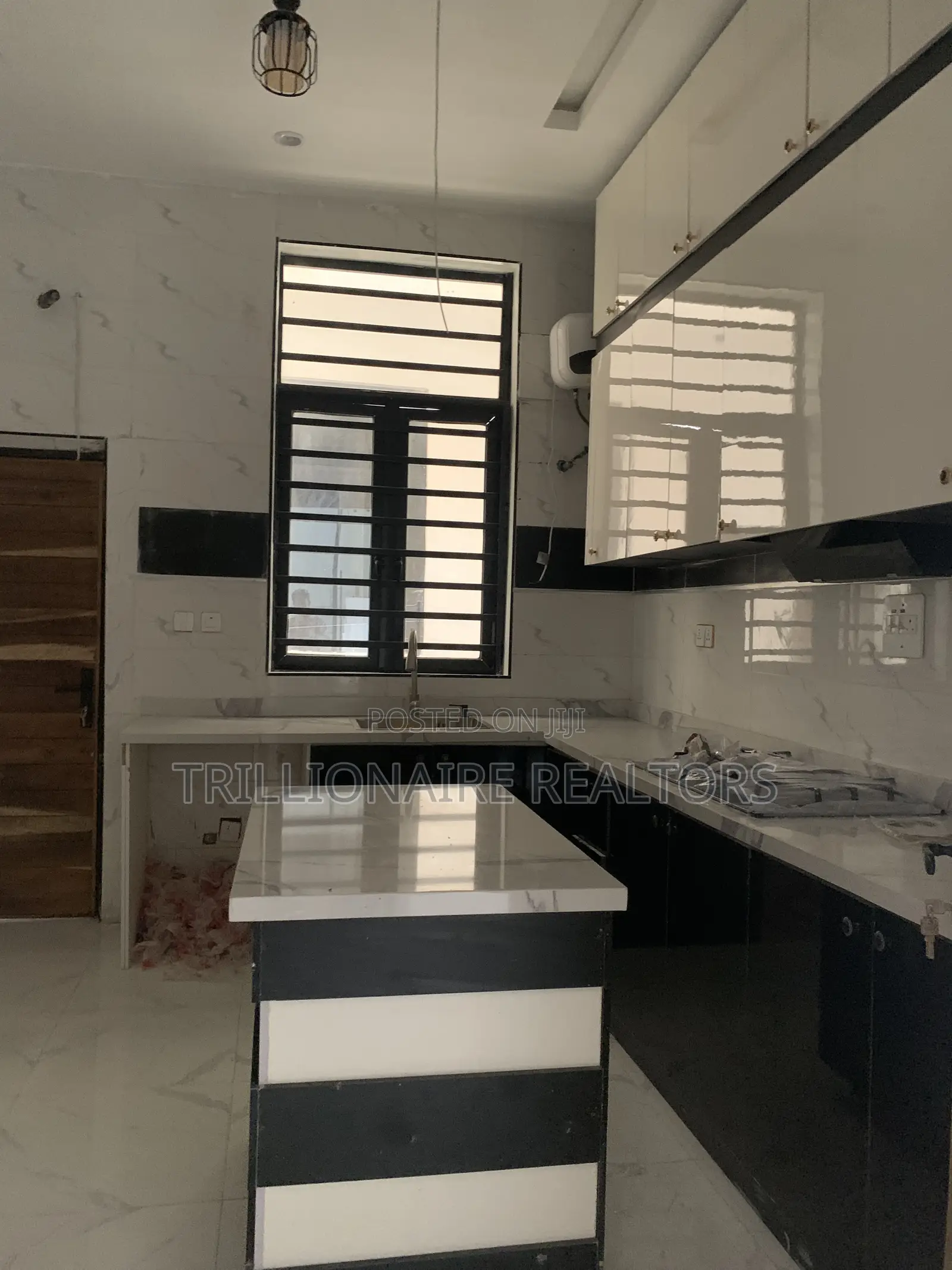 4bdrm Duplex in Behind Blenco, Sangotedo for sale in Sangotedo