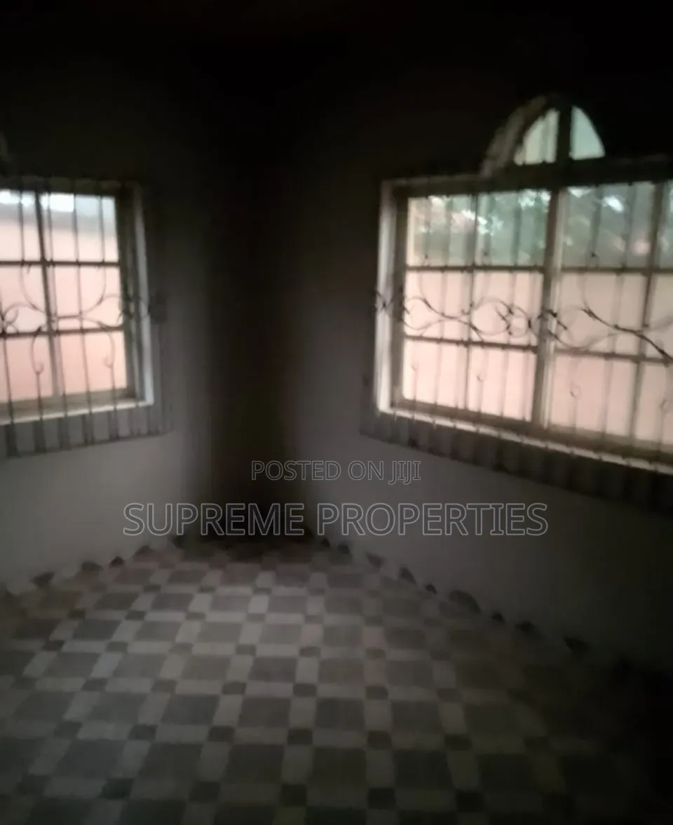 2bdrm Block of Flats in Elewuro Estate, Ibadan for rent in Ibadan