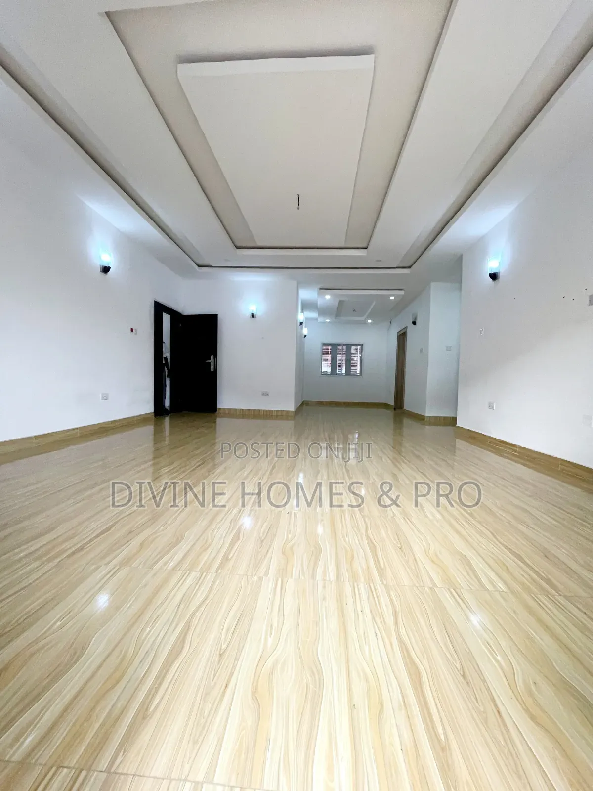 3bdrm Block of Flats in Wuye for rent in Wuye