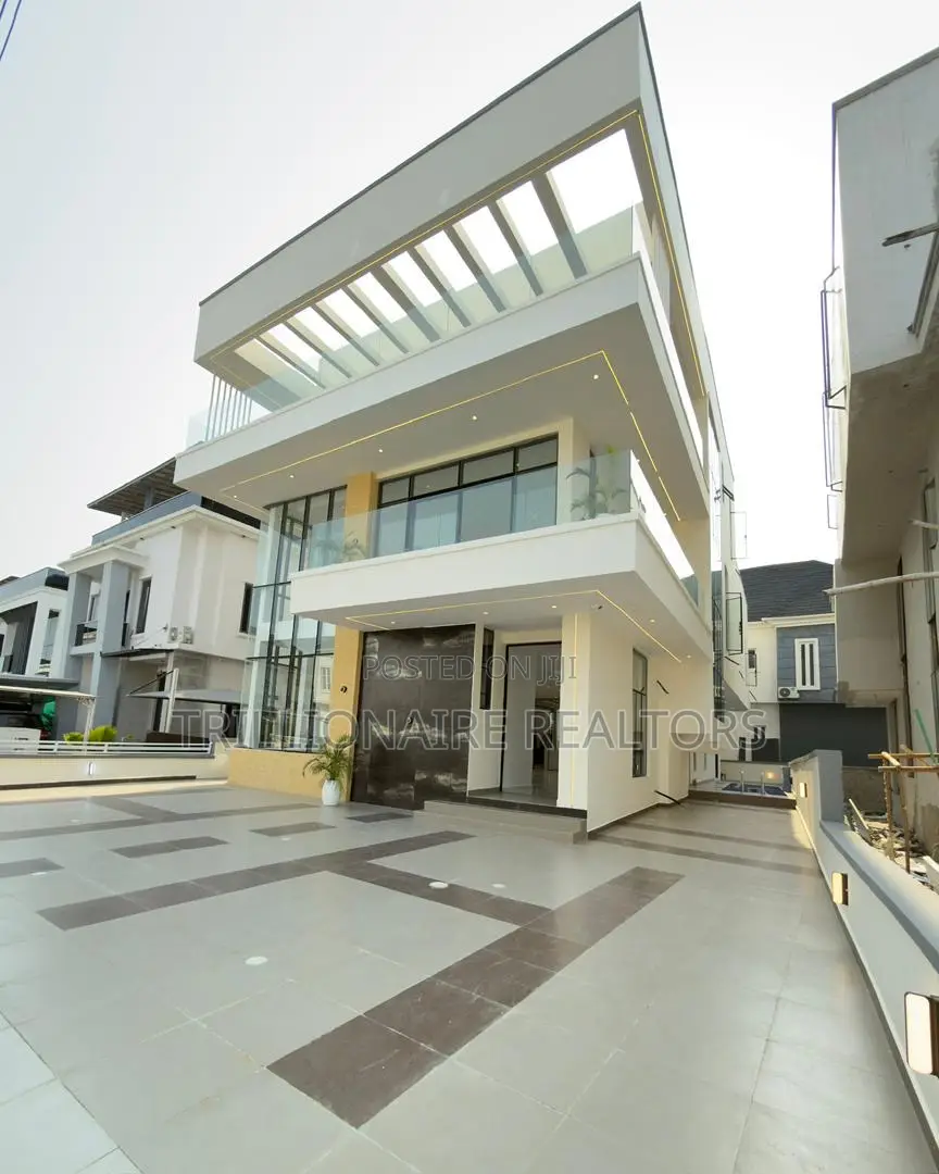 5bdrm Duplex in Megamound Estate, Ikota for sale in Ikota