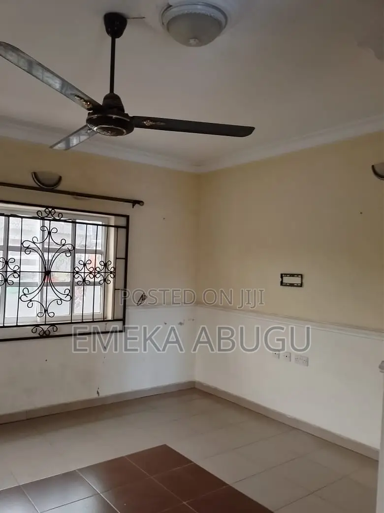 2bdrm Block of Flats in Apata for rent in Apata