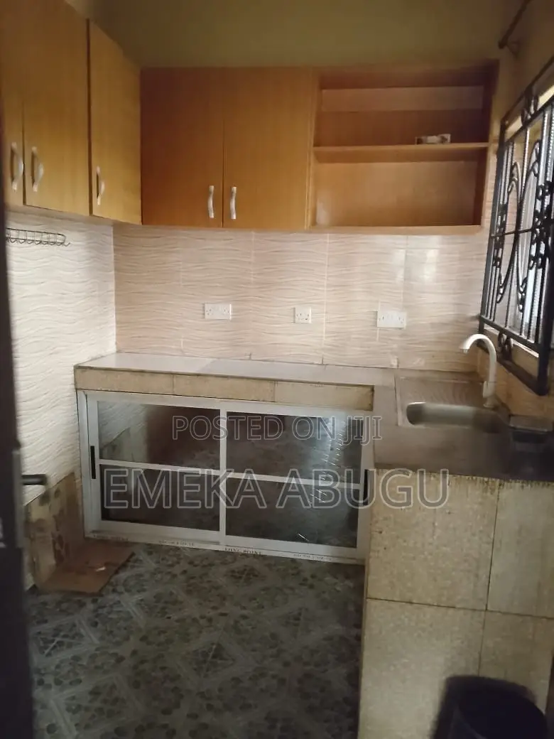 2bdrm Block of Flats in Apata for rent in Apata