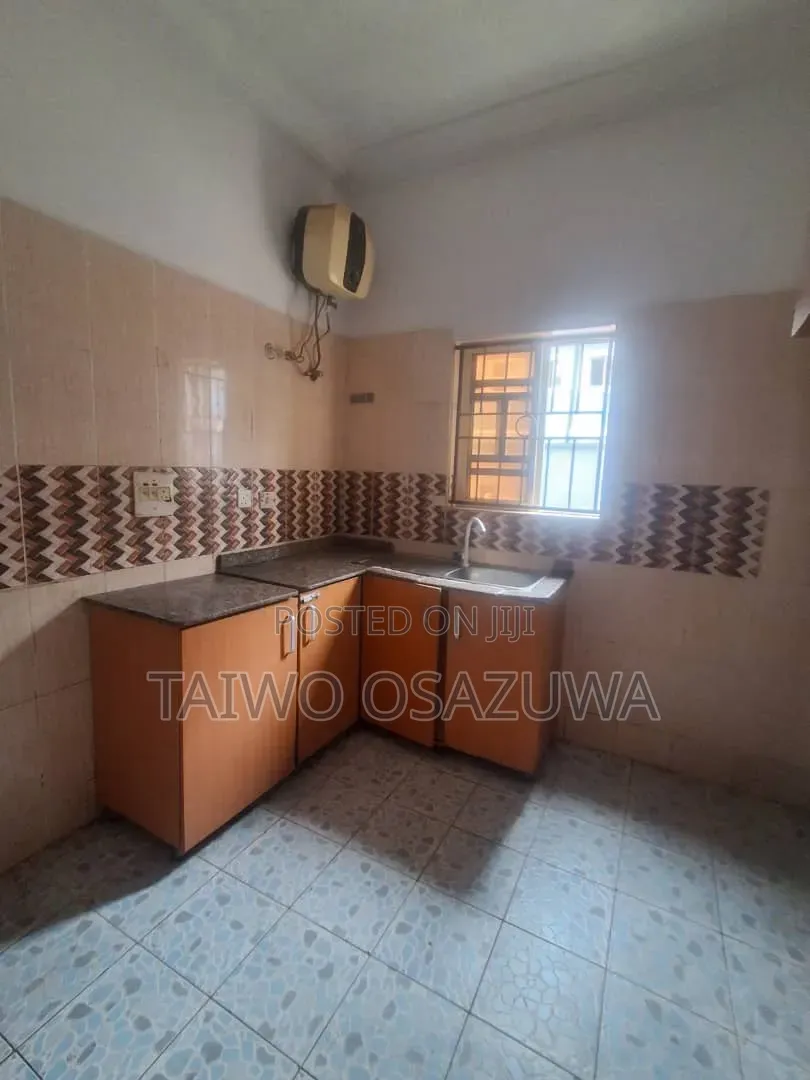 2bdrm Block of Flats in Badora for rent in Ado / Ajah