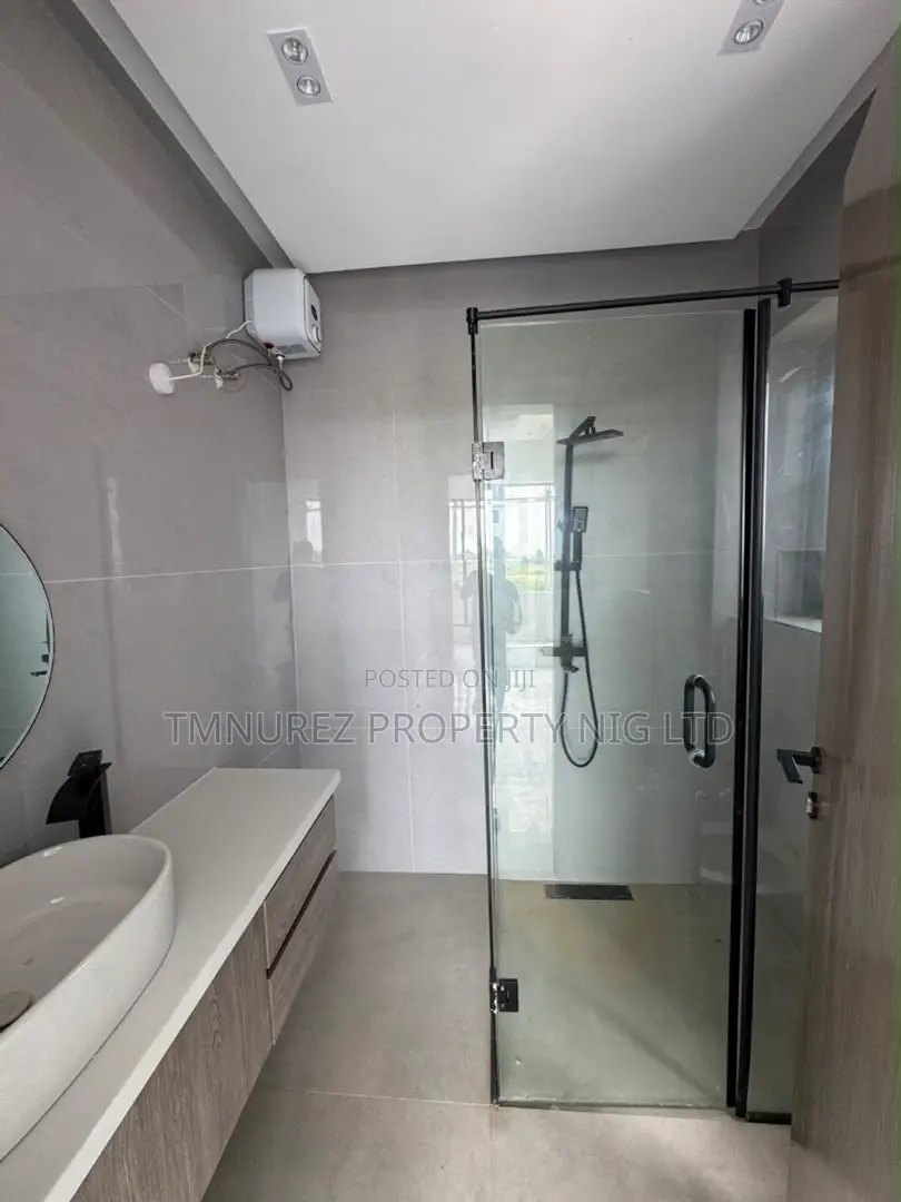 2bdrm Apartment in Lekki Phase 1 for rent in Lekki Phase 1