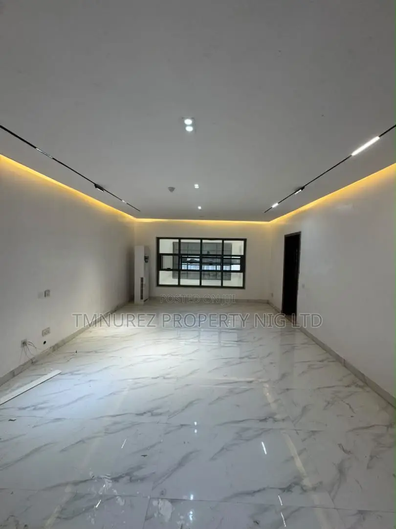 2bdrm Apartment in Lekki Phase 1 for rent in Lekki Phase 1