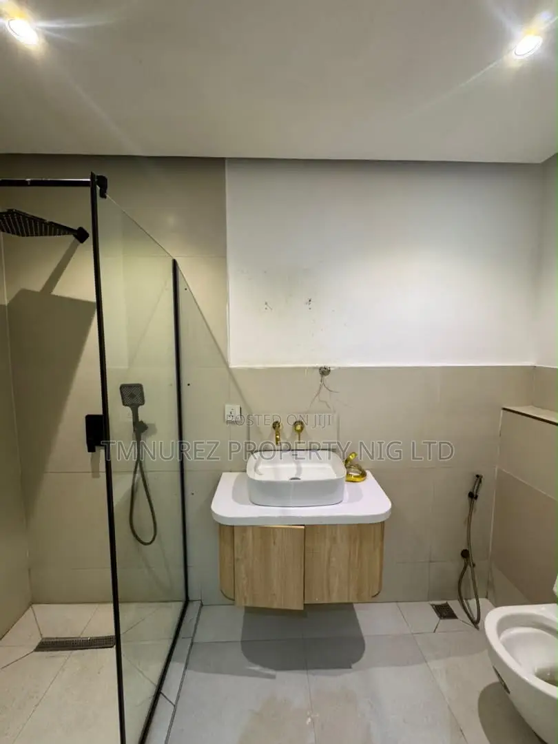 2bdrm Apartment in Lekki Phase 1 for rent in Lekki Phase 1