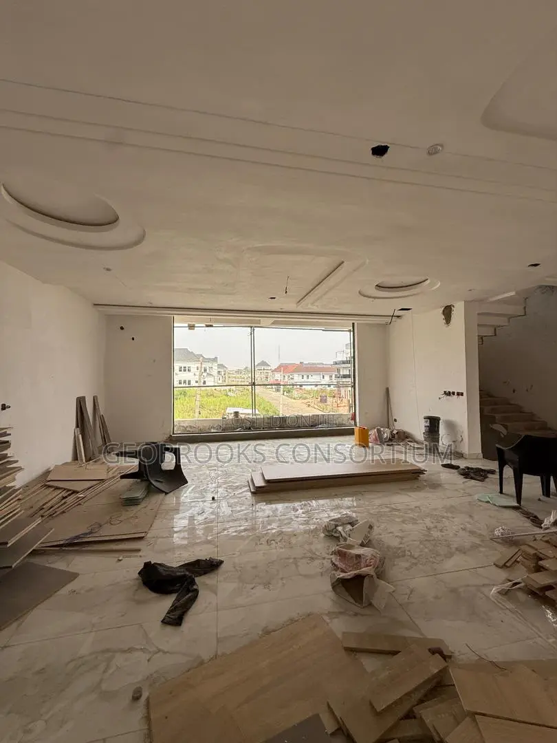 5bdrm Duplex in Engr. Lere Adigun, Akobo for sale in Akobo