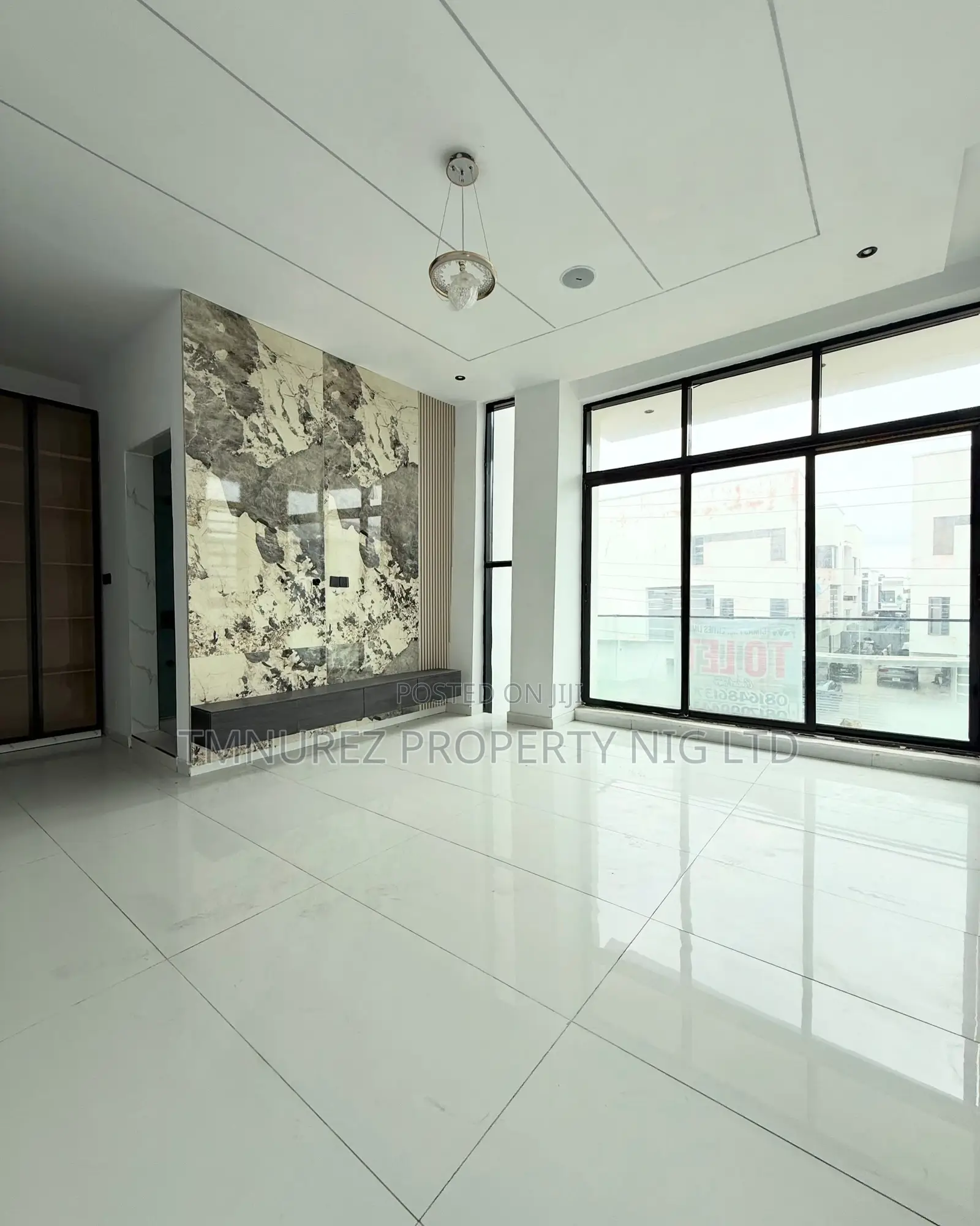 4bdrm Duplex in Ikota for rent in Ikota