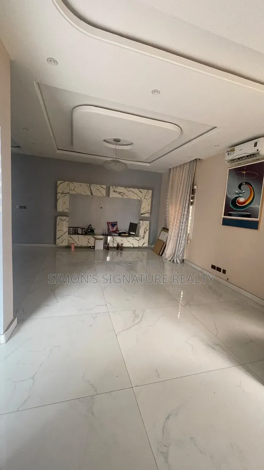 4bdrm Duplex in Ikota for rent in Ikota