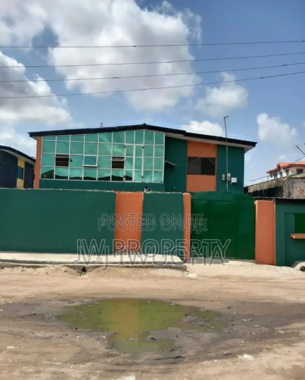 14bdrm Block of Flats in White House, Okokomaiko for sale in Okokomaiko