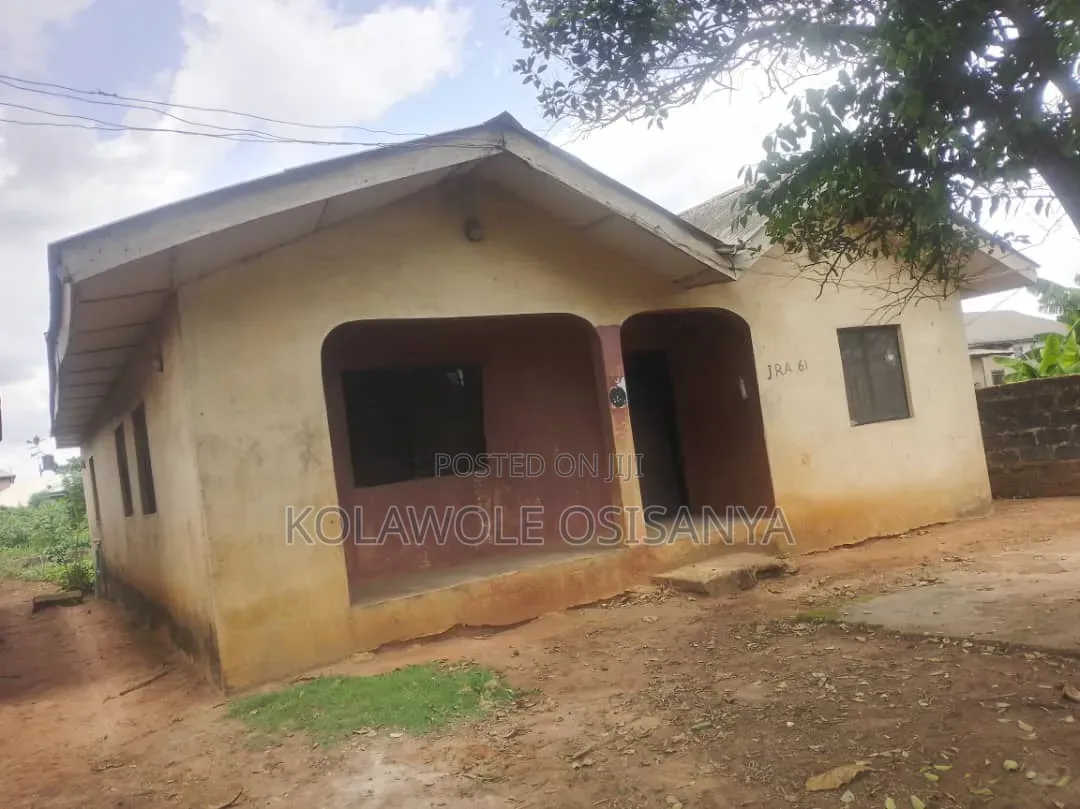 3bdrm Bungalow in Ado-Odo/Ota for sale in Ado-Odo/Ota