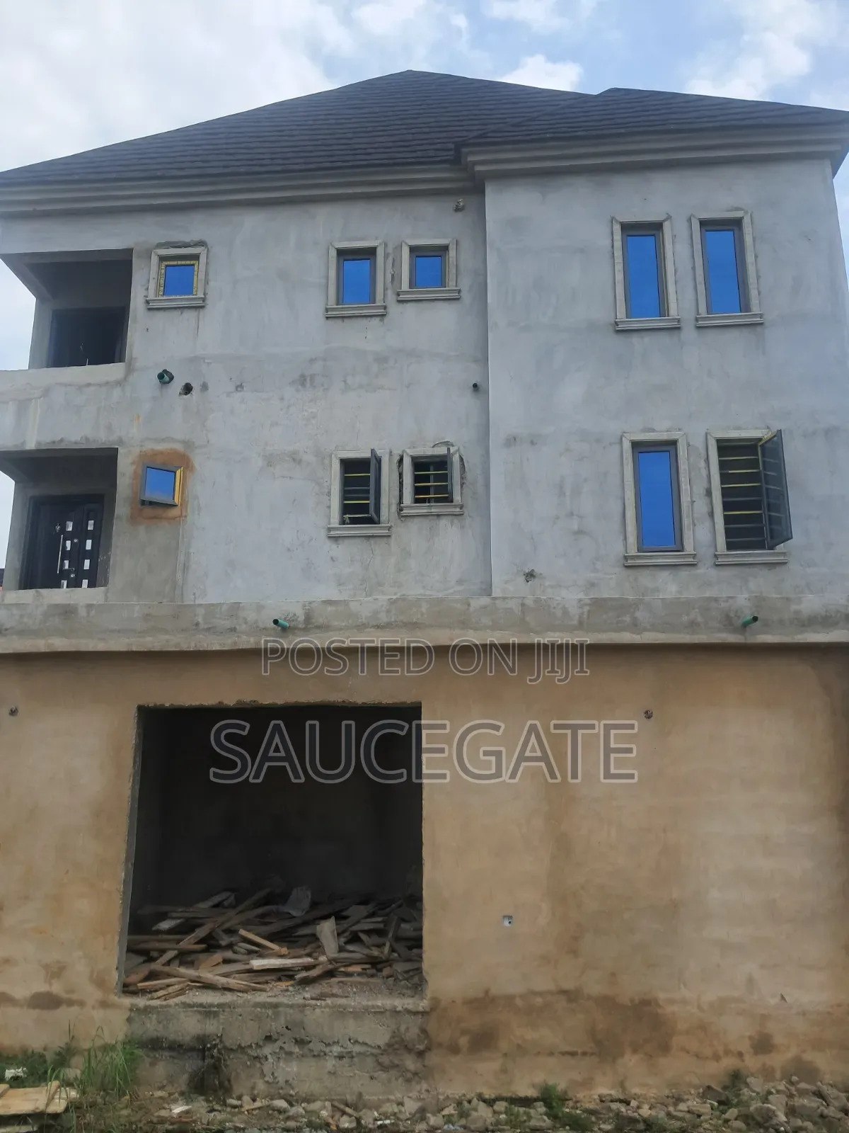 2bdrm Apartment in Off Chevron Estate, Satellite Town for rent in Satellite Town