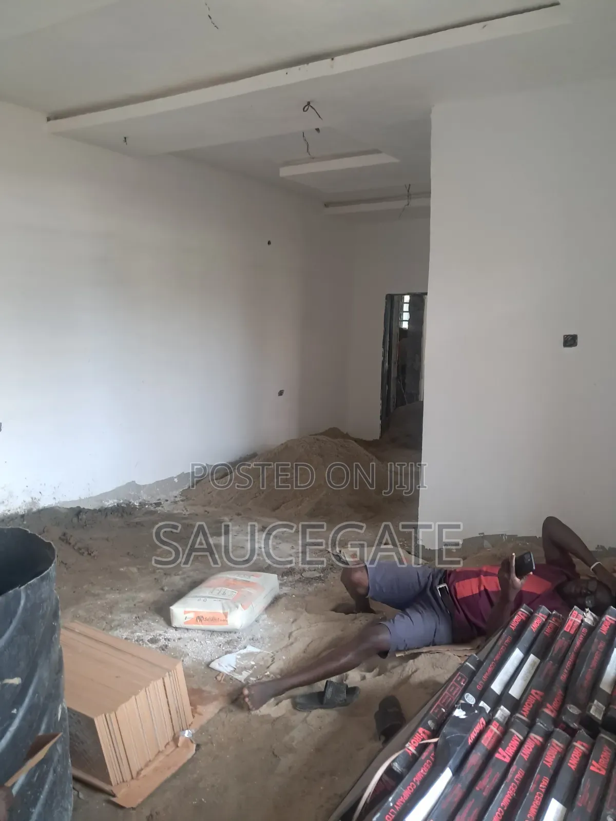 Mini Flat in Of Chevron Estate, Satellite Town for rent in Satellite Town