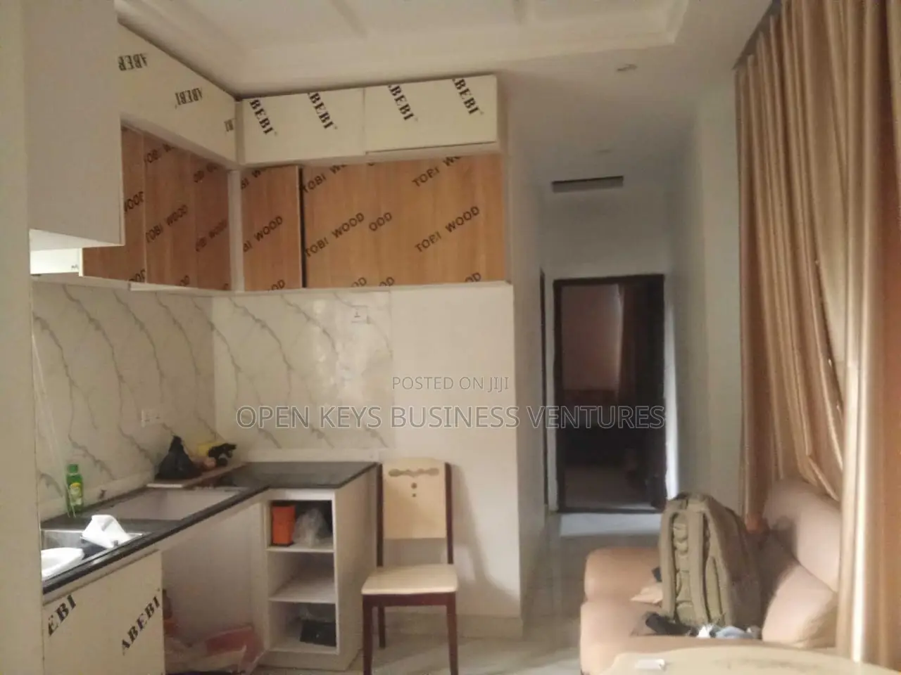 Furnished 3bdrm Duplex in Adeyi, Bodija for sale in Bodija