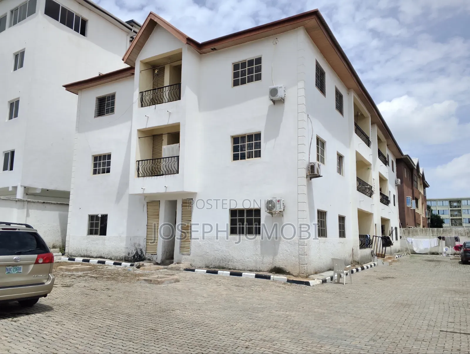 15bdrm Block of Flats in Vintage Homes, Mabushi for sale in Mabushi