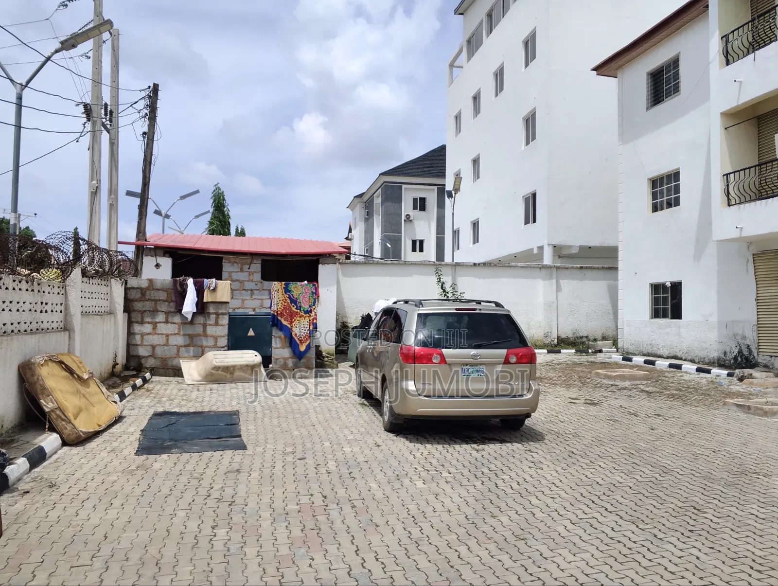 15bdrm Block of Flats in Vintage Homes, Mabushi for sale in Mabushi