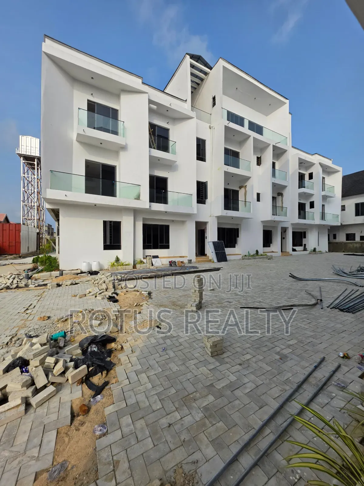 2bdrm Apartment in Victoria Island Extension for sale in Victoria Island Extension
